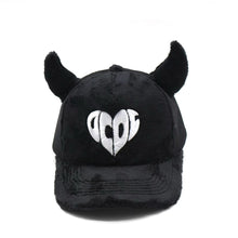 Load image into Gallery viewer, Horns Logo Trucker Cap